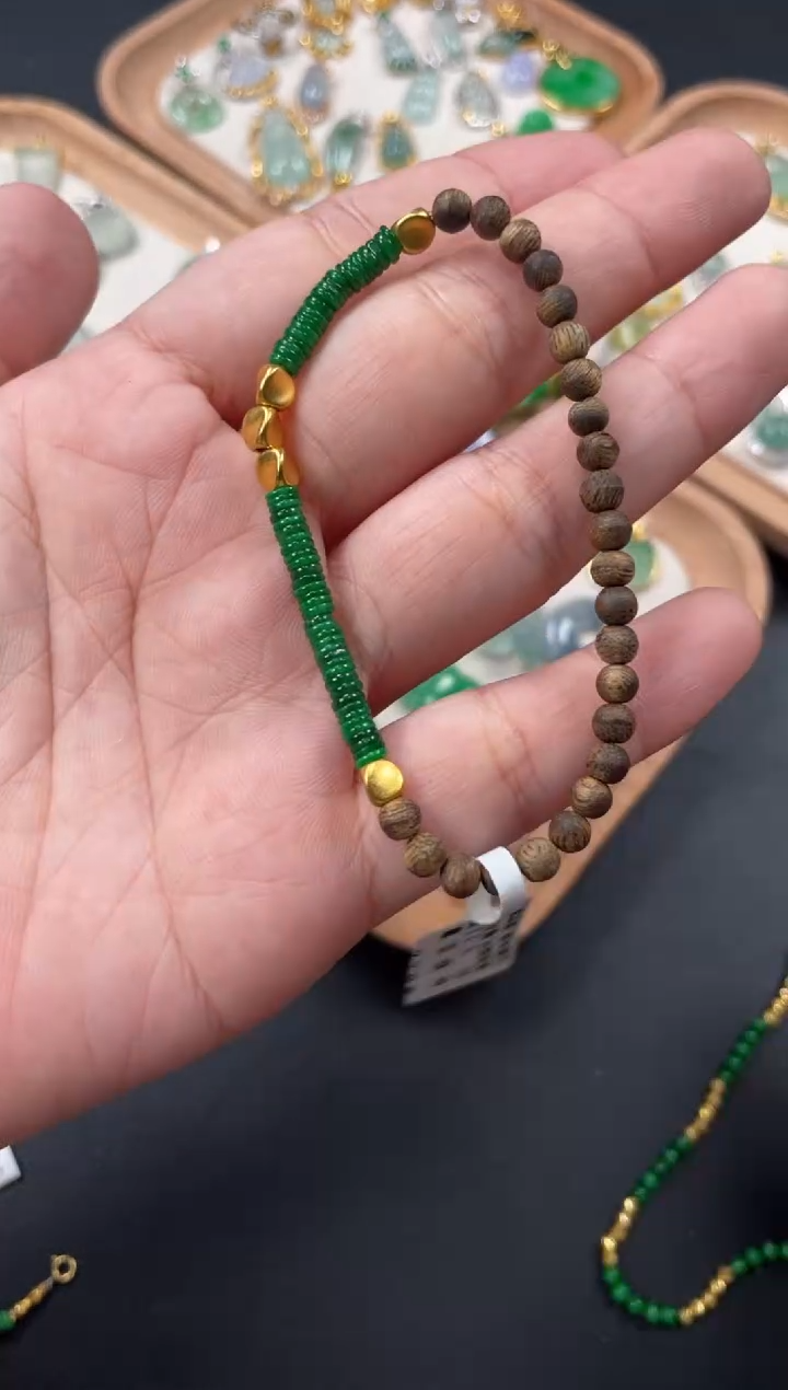 翡翠足金镶嵌套链多样性    发货一条    P580