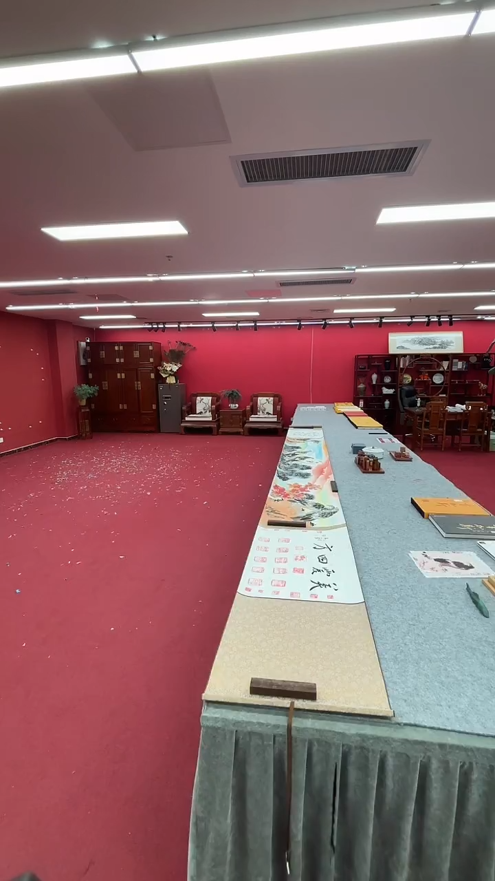 国画英震四方五米        