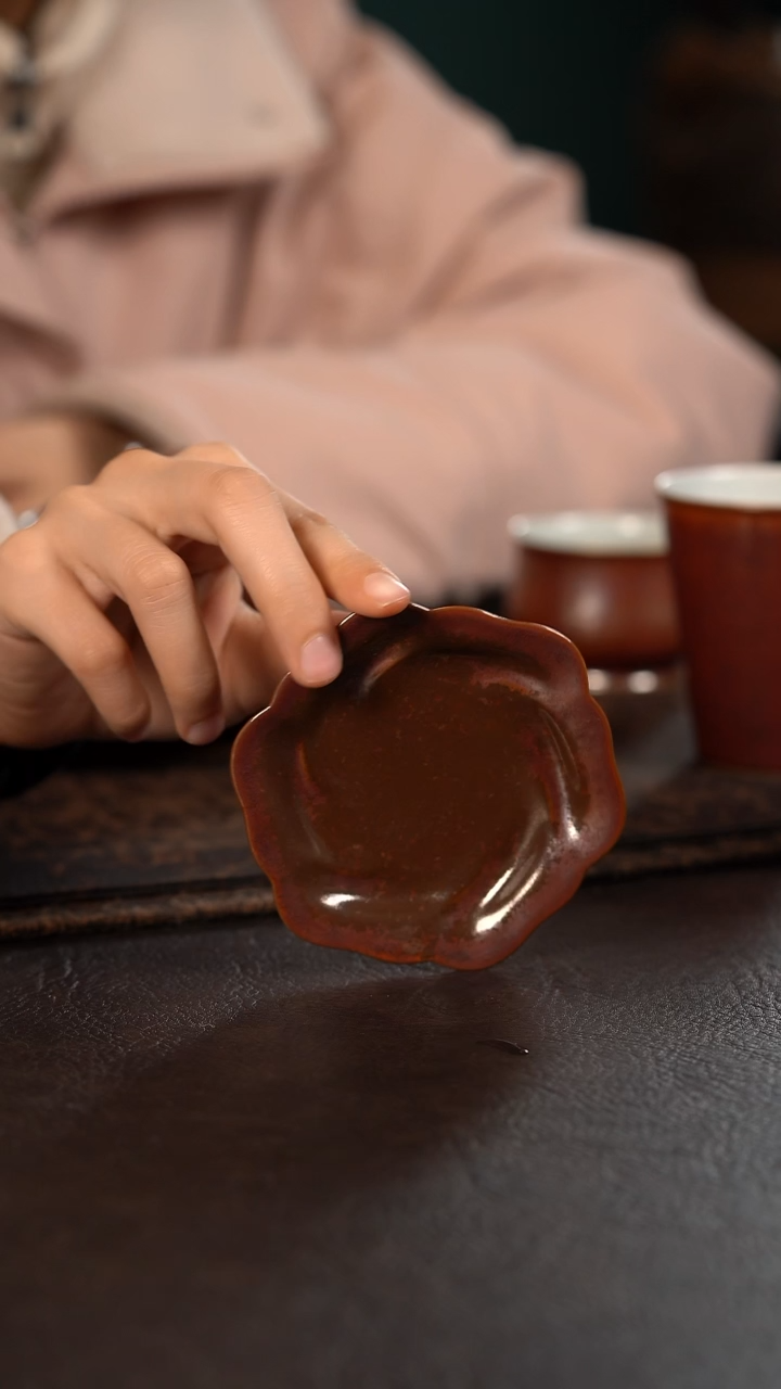 【闪购商品】杯聚澜堂红金花古铜色花朵杯垫