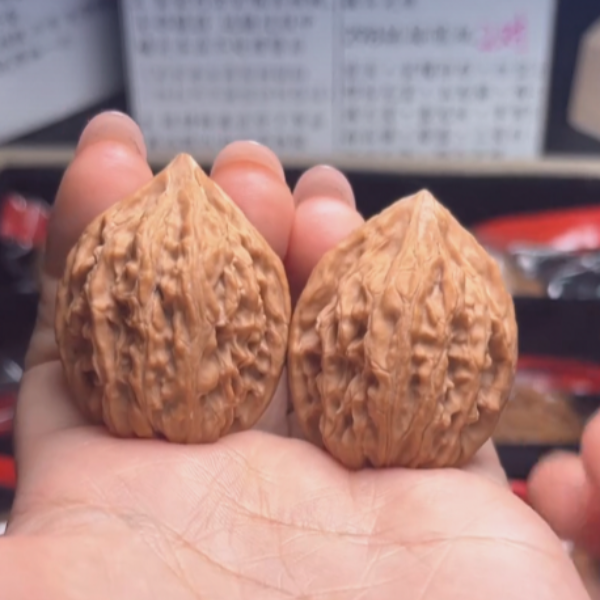 文玩核桃鸡心野生鸡心