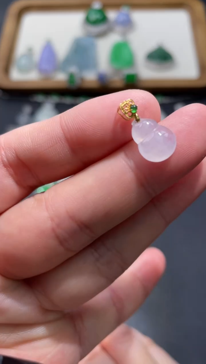 【闪购商品】翡翠颈饰18K金镶嵌33..........