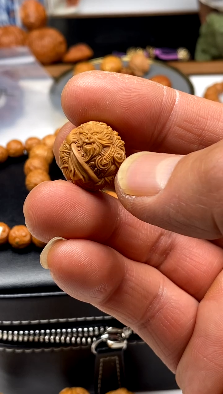 手串猴头核桃反****ʸ雨墨臻至 大圣  99