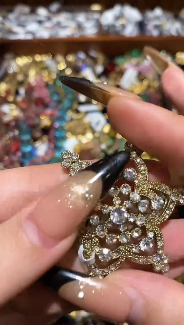 纯铜合金琉璃楚楚珠宝中古甄选不退换