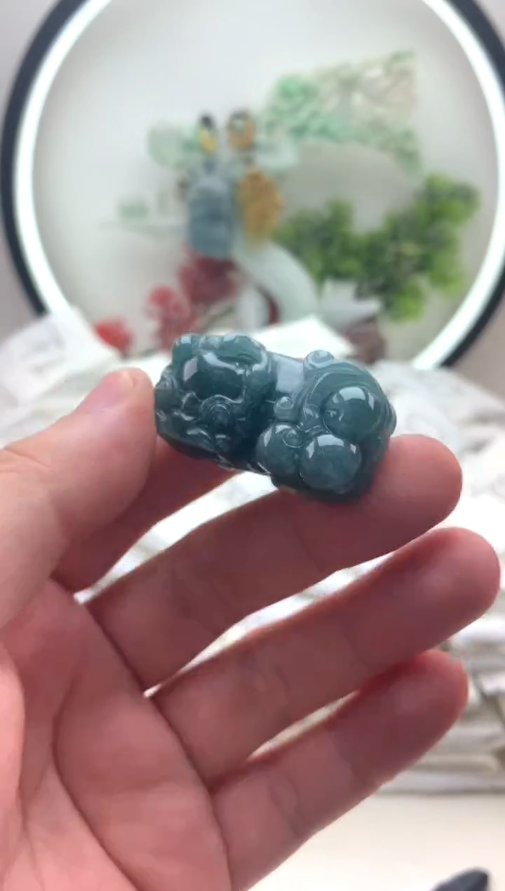 颈饰未镶嵌翡翠貔貅