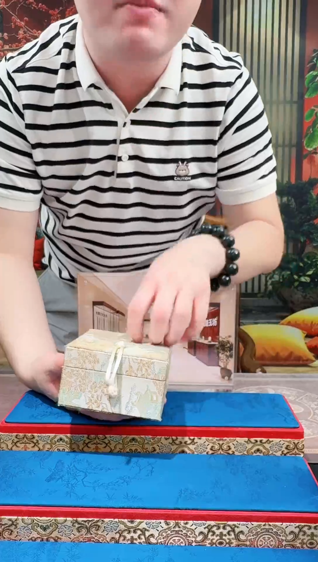 定制和田玉笑**云名家匠心馆和田玉多样性发一