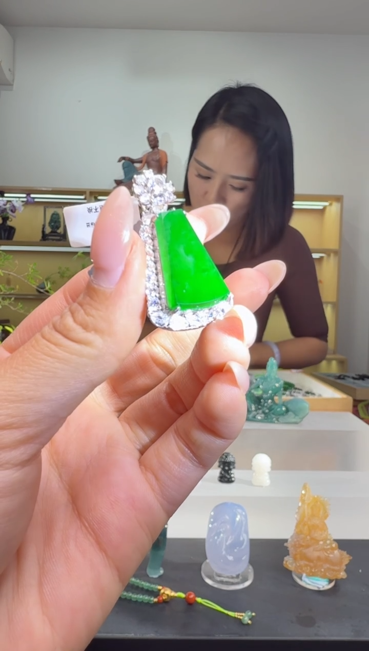 吊坠(不含链)未镶嵌翡翠无事牌（多样性发其一）