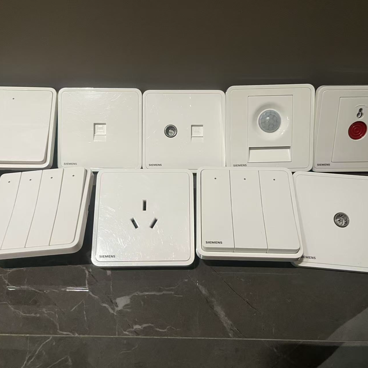 西门子开关插座睿绎系列辰曦白