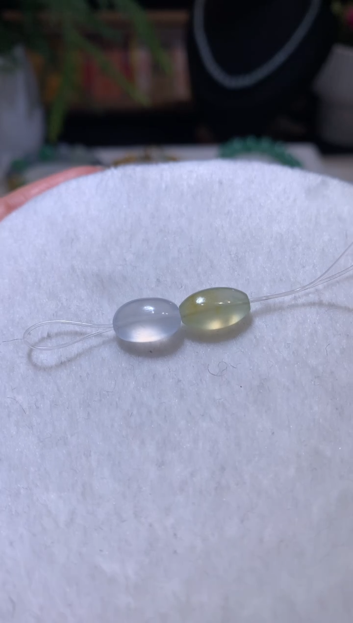 【闪购商品】定制翡翠未镶嵌两颗枣珠4500+450