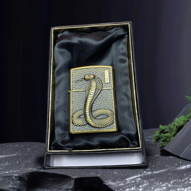 ZORRO【ZK46-1铜】187-ZR重盔甲青铜盘蛇雕刻防风打火机-