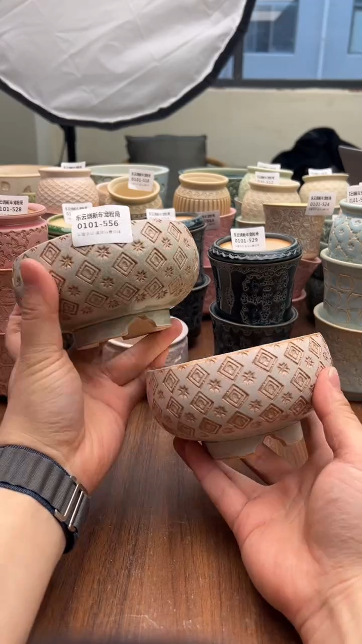 0101-556 内口11  拍一发三 限时福利