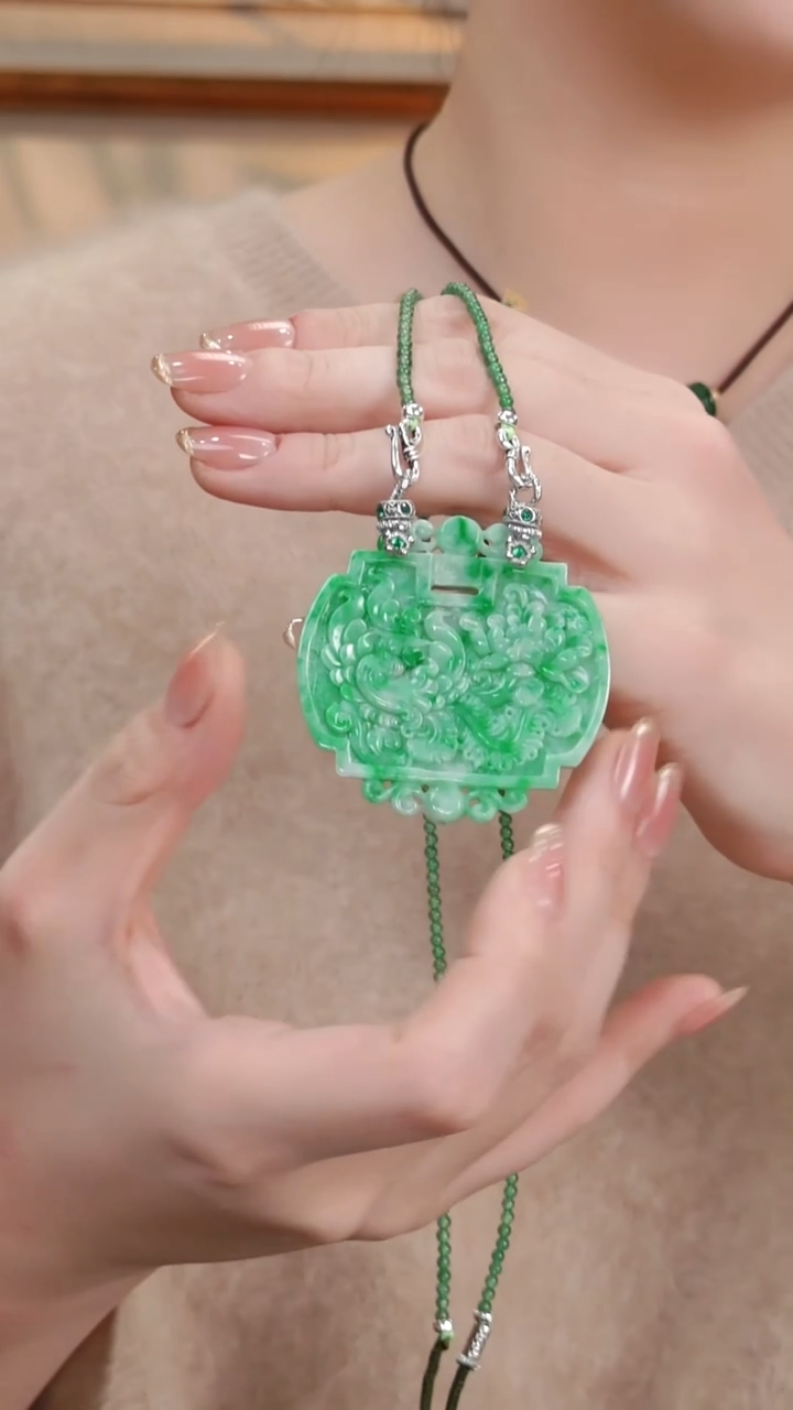 颈饰未镶嵌翡翠国风