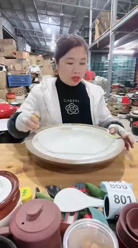 【闪购商品】4345瑕疵咖色煎盘，，