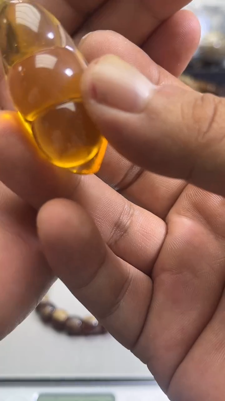 未镶嵌琥珀裸石35