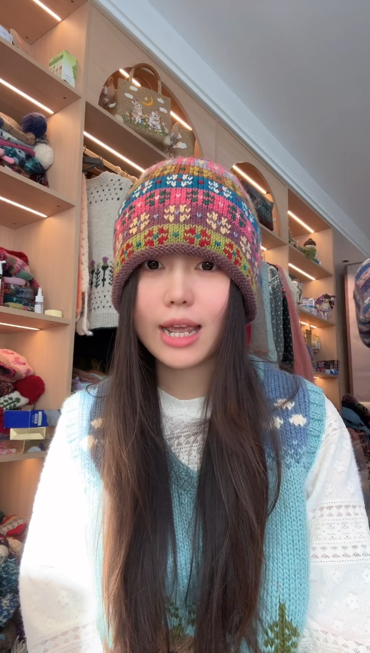 羊毛巧克力四叶草帽