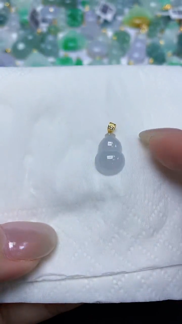 翡翠18K金镶嵌颈饰天然缅甸翡翠A货