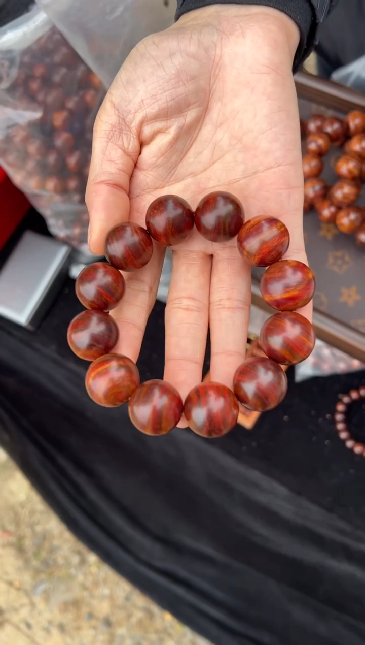 黄花梨/降香黄檀A011火山口2.0圆珠手串238