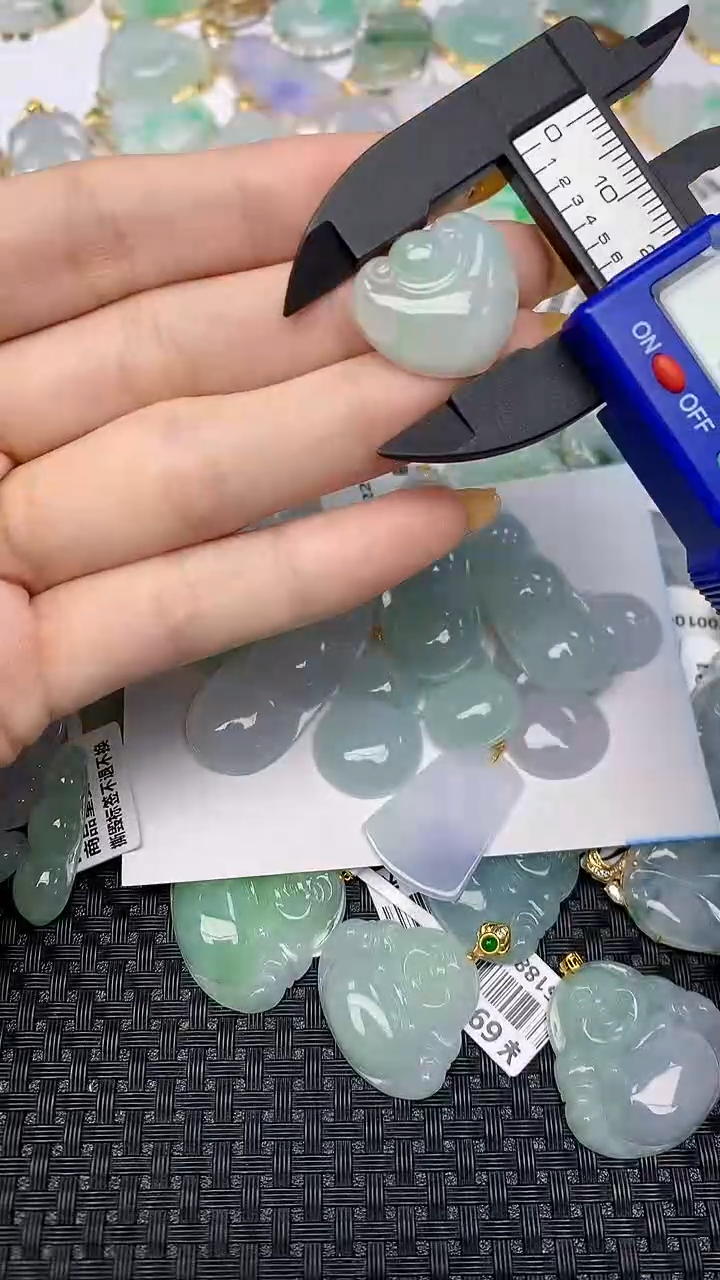 翡翠未镶嵌项链天然翡翠A货