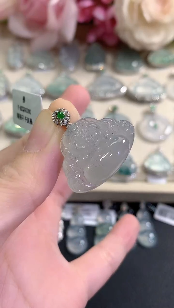 吊坠(不含链)18K金镶嵌翡翠冬日珠宝Q16