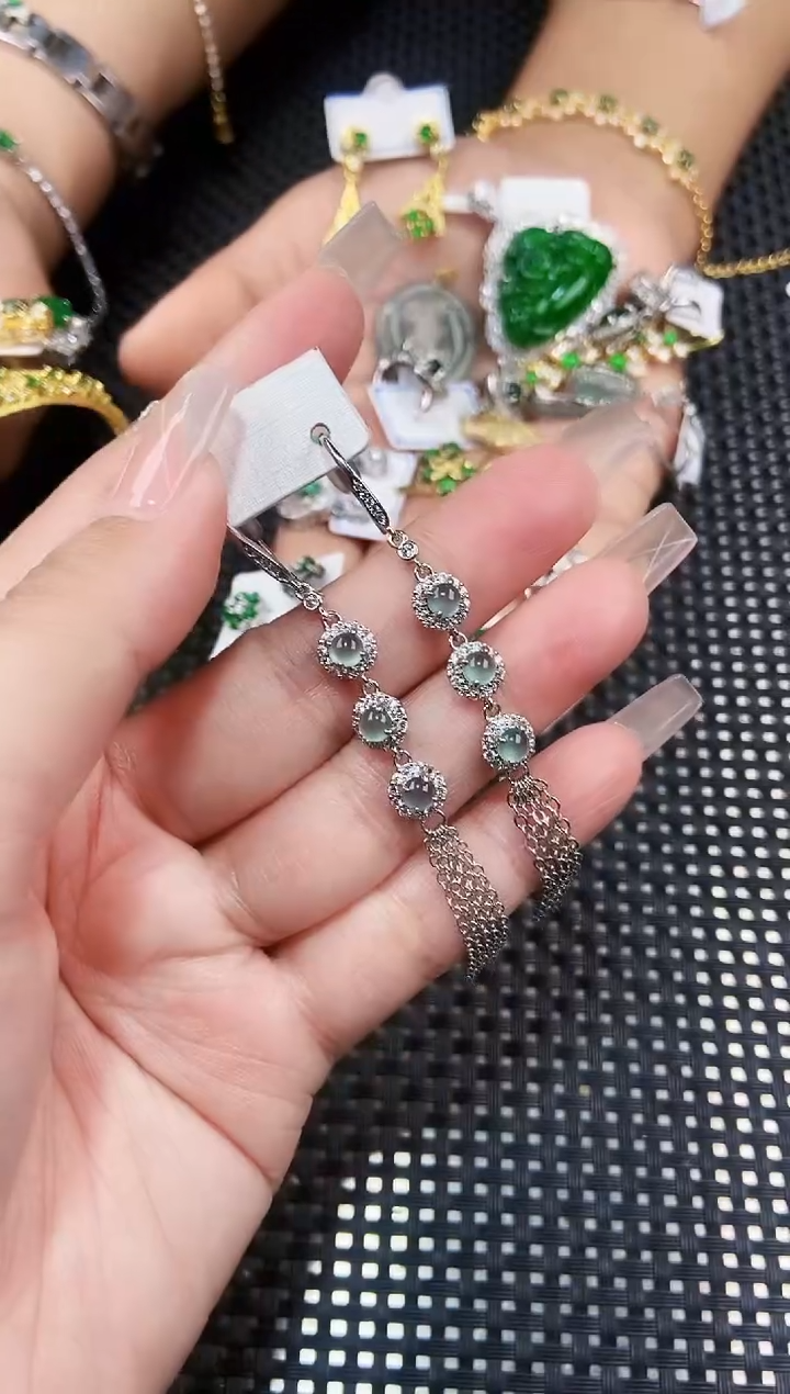 【闪购商品】翡翠耳饰未镶嵌111111111