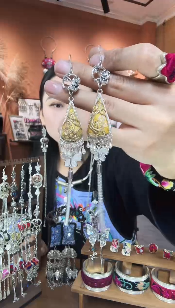 织绣纯手工民族风耳环