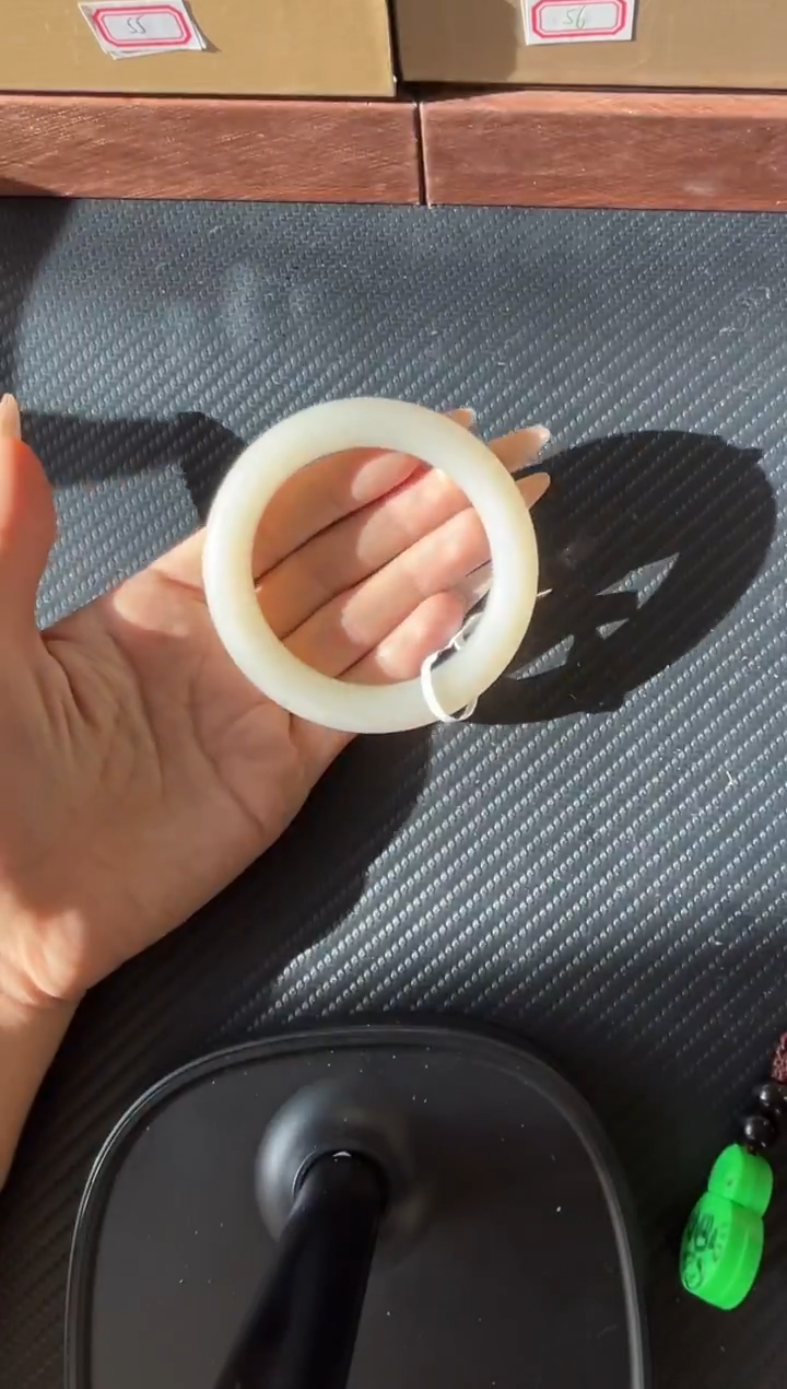 未镶嵌手镯和田玉黑山微色差58 JmMK