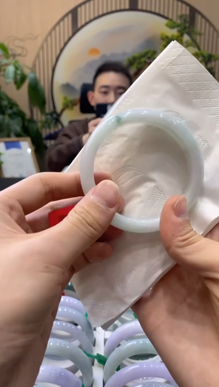 【闪购商品】翡翠手镯未镶嵌000011660