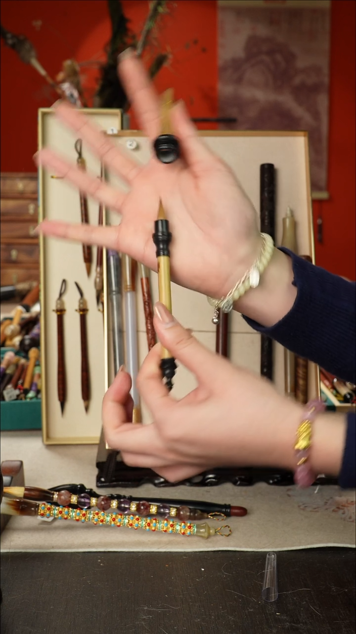 401号闪孤品高货毛笔链接 清水试笔 蘸墨不退