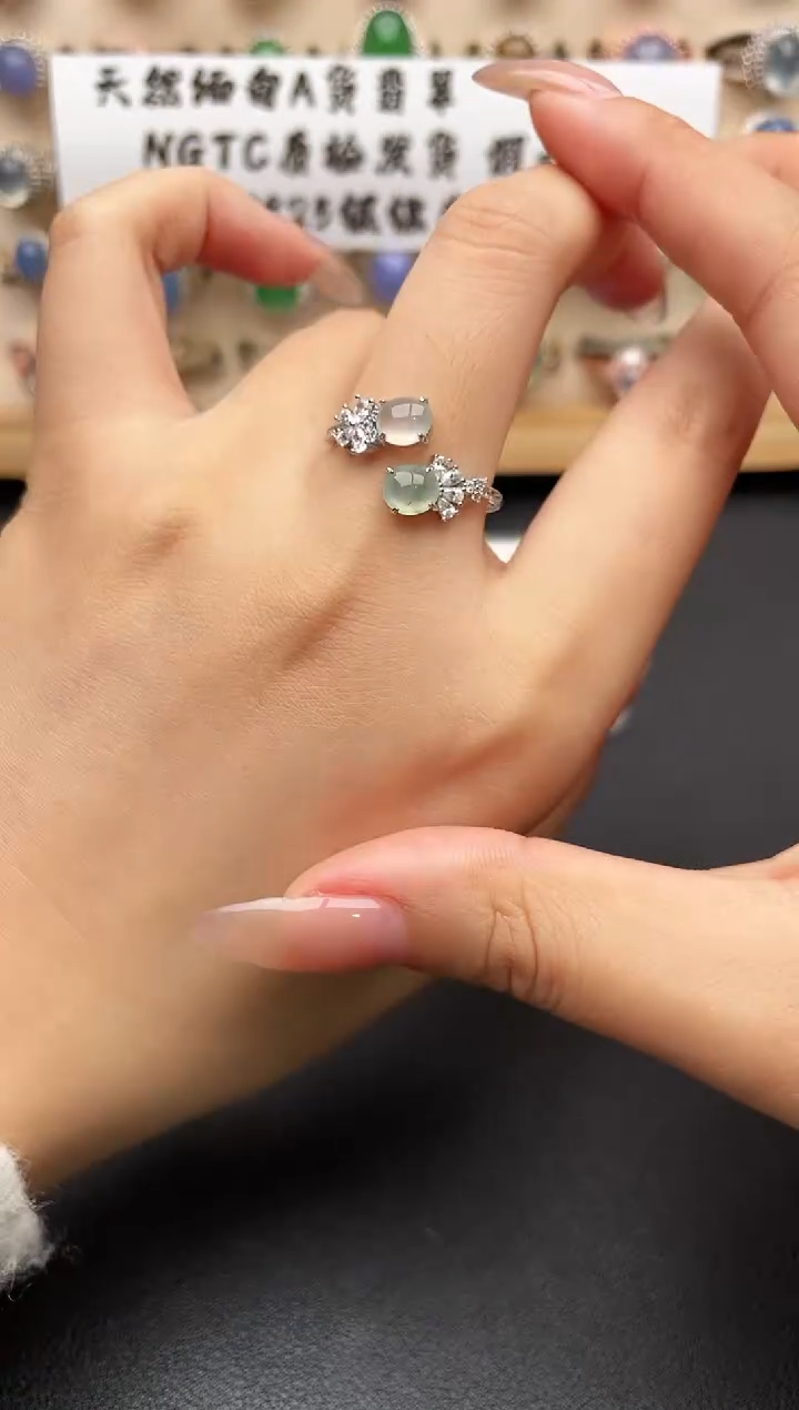 银S925镶嵌戒指翡翠一物一证一礼盒