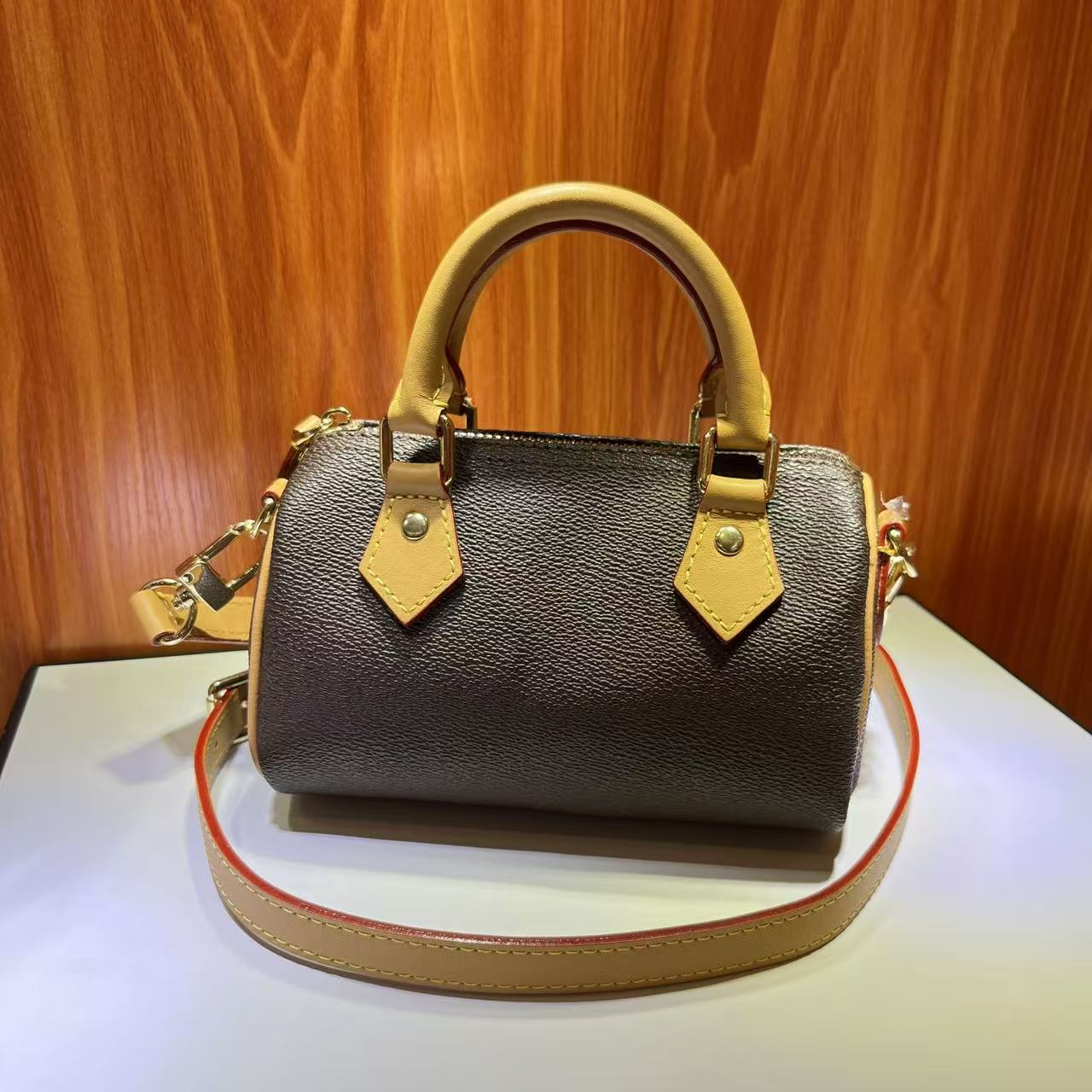 【FF】新款时尚百搭真皮斜跨单肩枕头包【真皮女包包】高货13