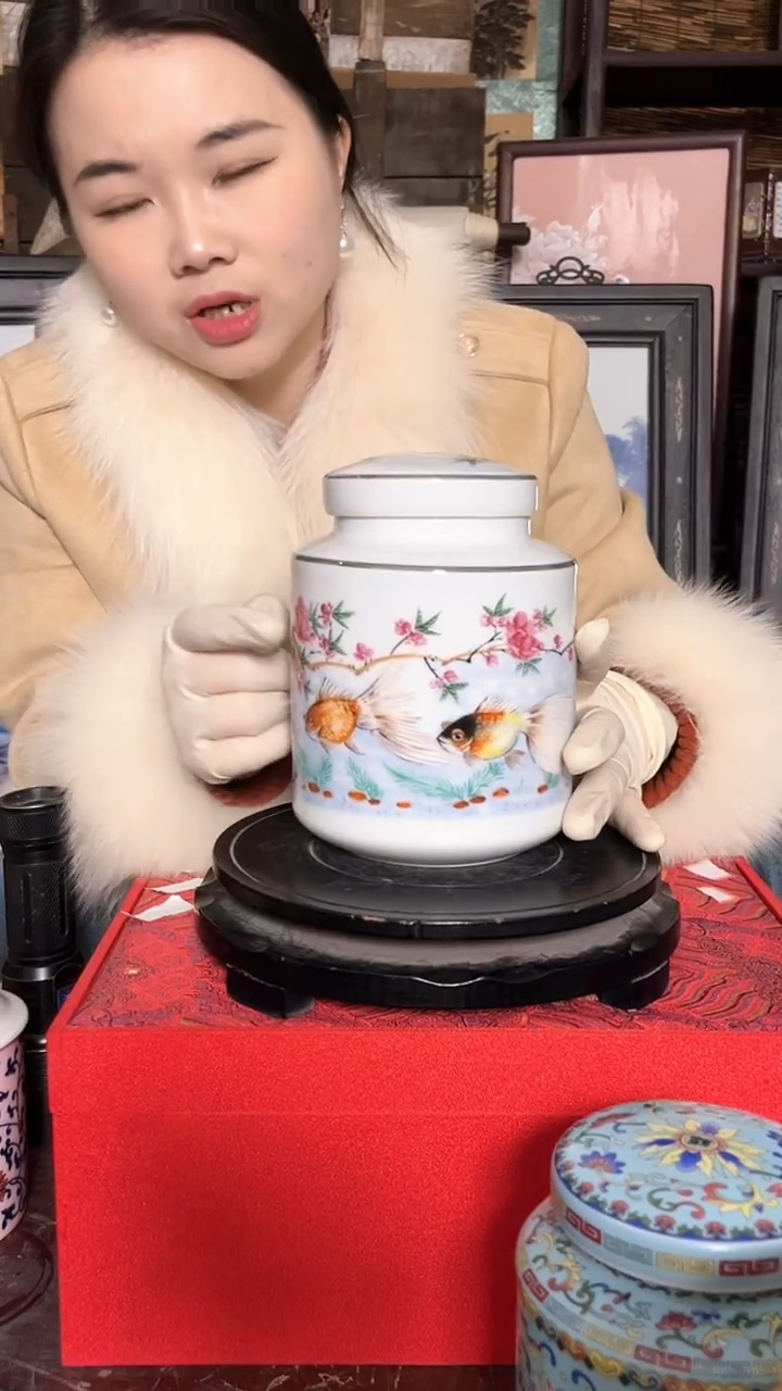 陶景德镇陶瓷摆件M194