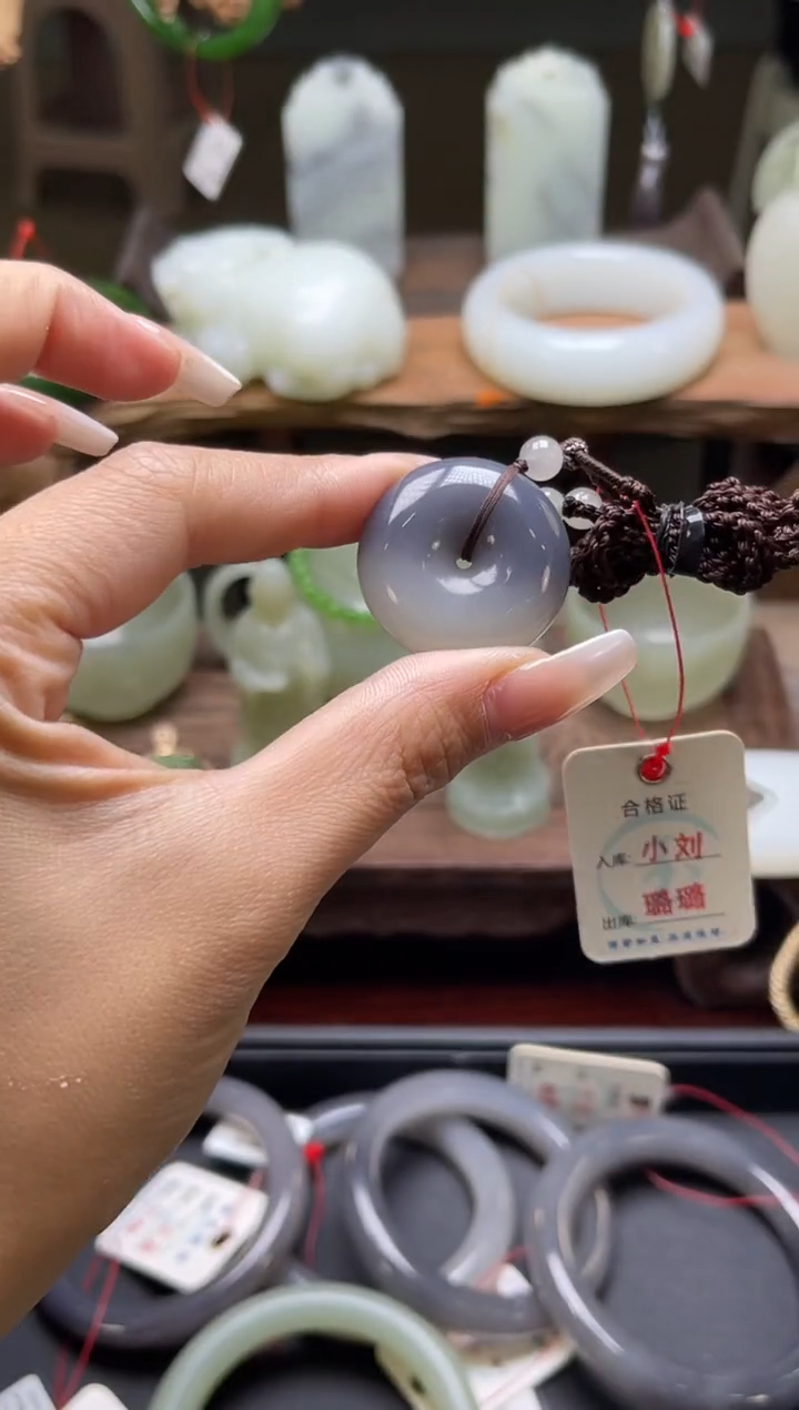 【闪购商品】和田玉吊坠未镶嵌青海烟紫班山水平安扣9003403