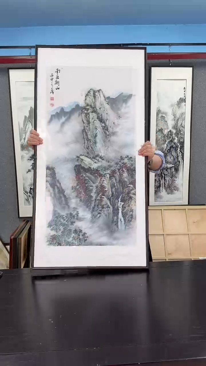 国画实木装裱60*120 山水竖幅