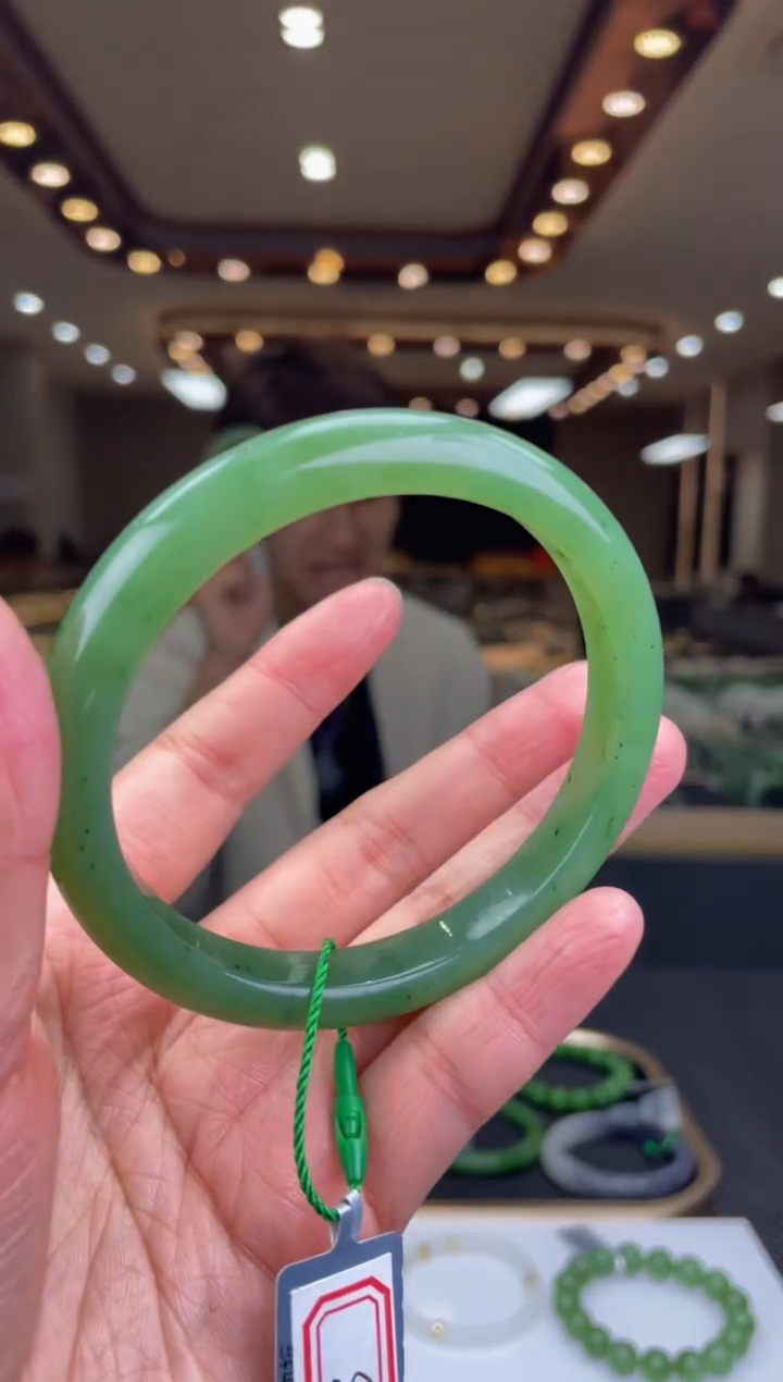 【闪购商品】定制和田玉天然和田玉拍一发一