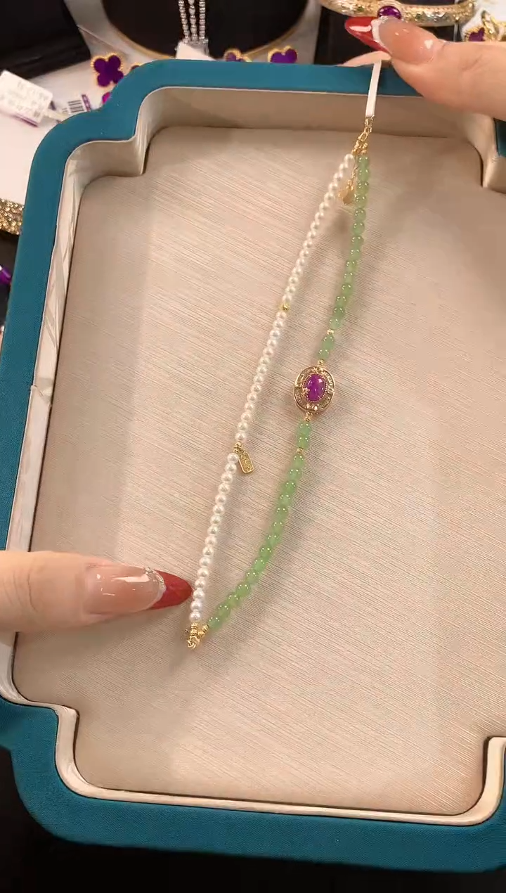 【闪购商品】苏纪石（舒俱来）.18K金镶嵌舒俱来手链