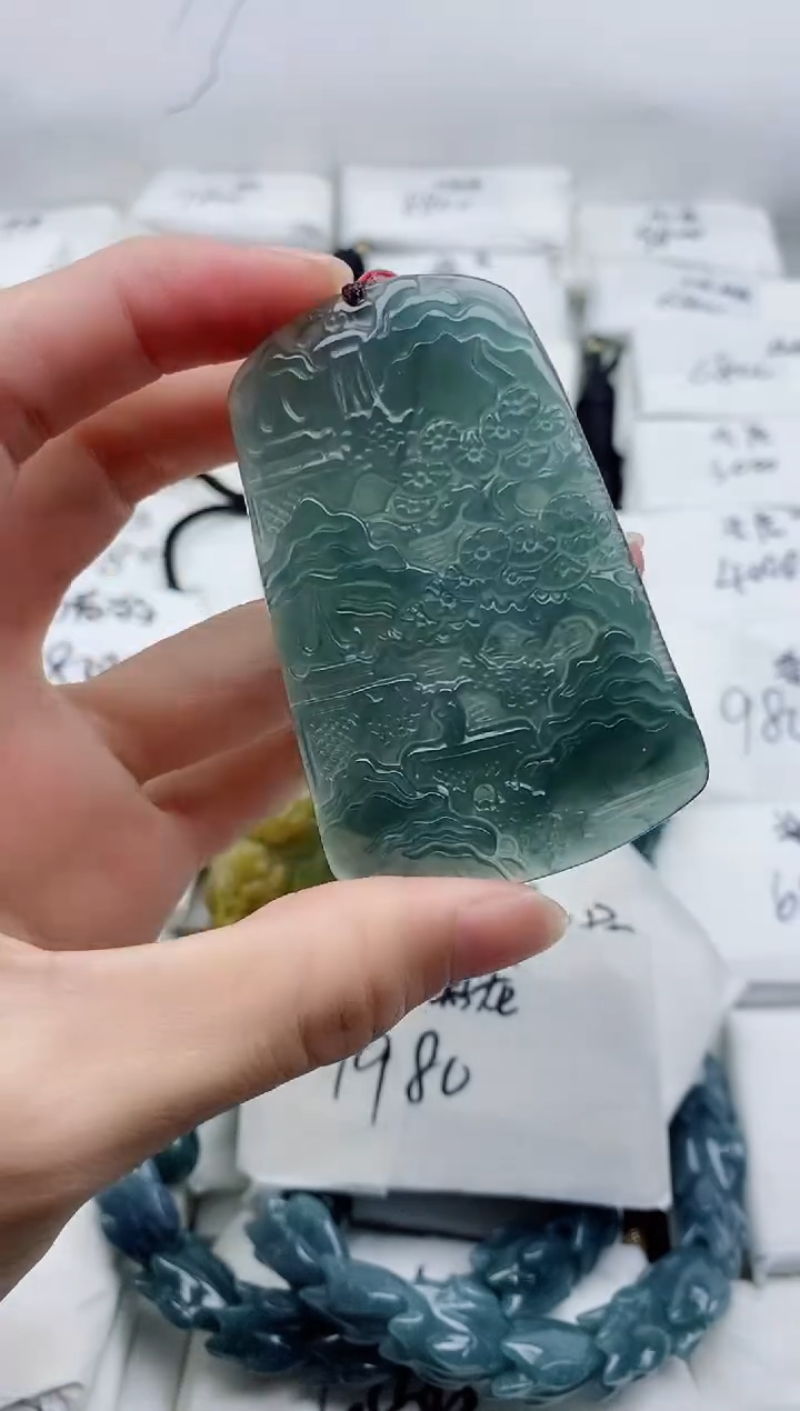 颈饰未镶嵌翡翠8