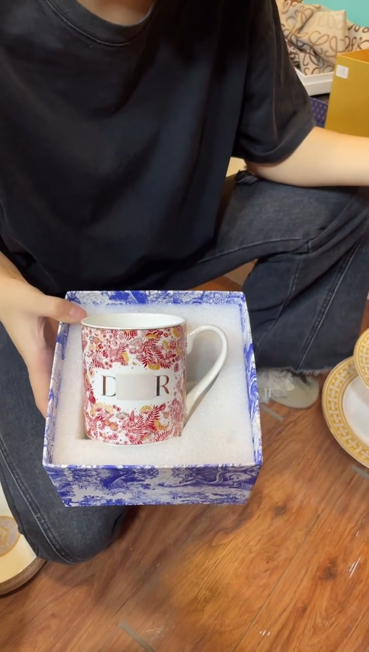 杯鸿辉家品牌瓷器，京东包邮！