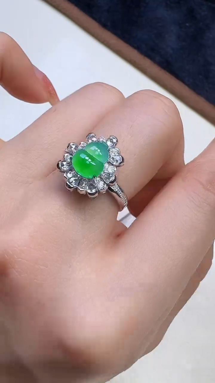 【闪购商品】翡翠戒指18K金镶嵌戒指