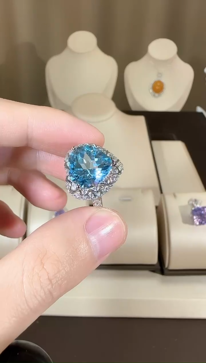 【闪购商品】托帕石戒指银S925镶嵌12mm