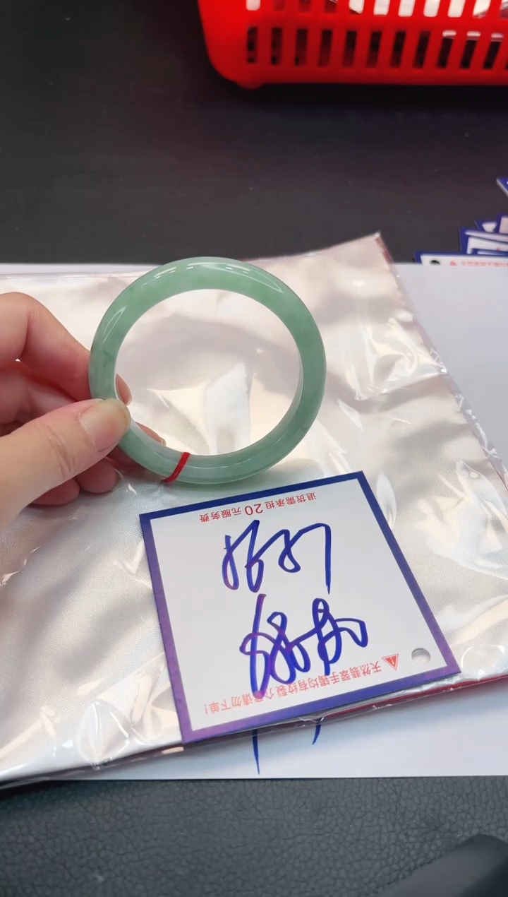 【闪购商品】翡翠手镯未镶嵌111111111111111111