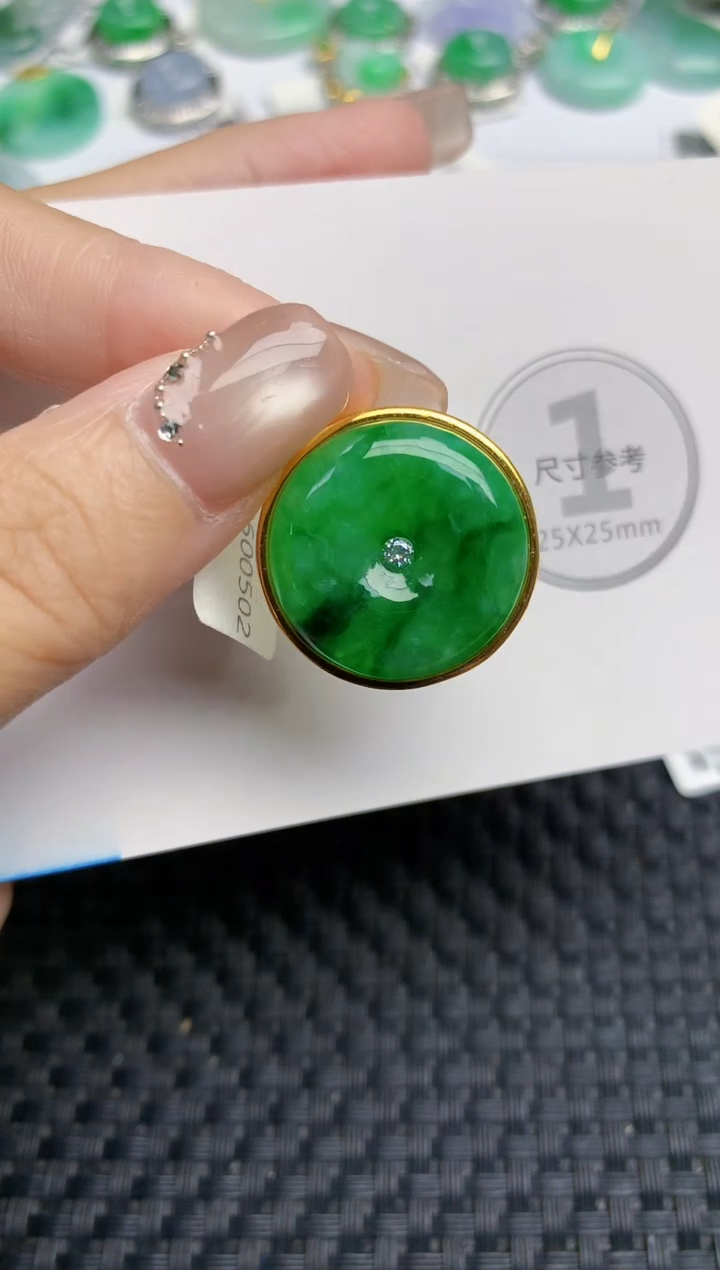 颈饰未镶嵌翡翠天然缅甸A货翡翠百元以上9元证书费自理