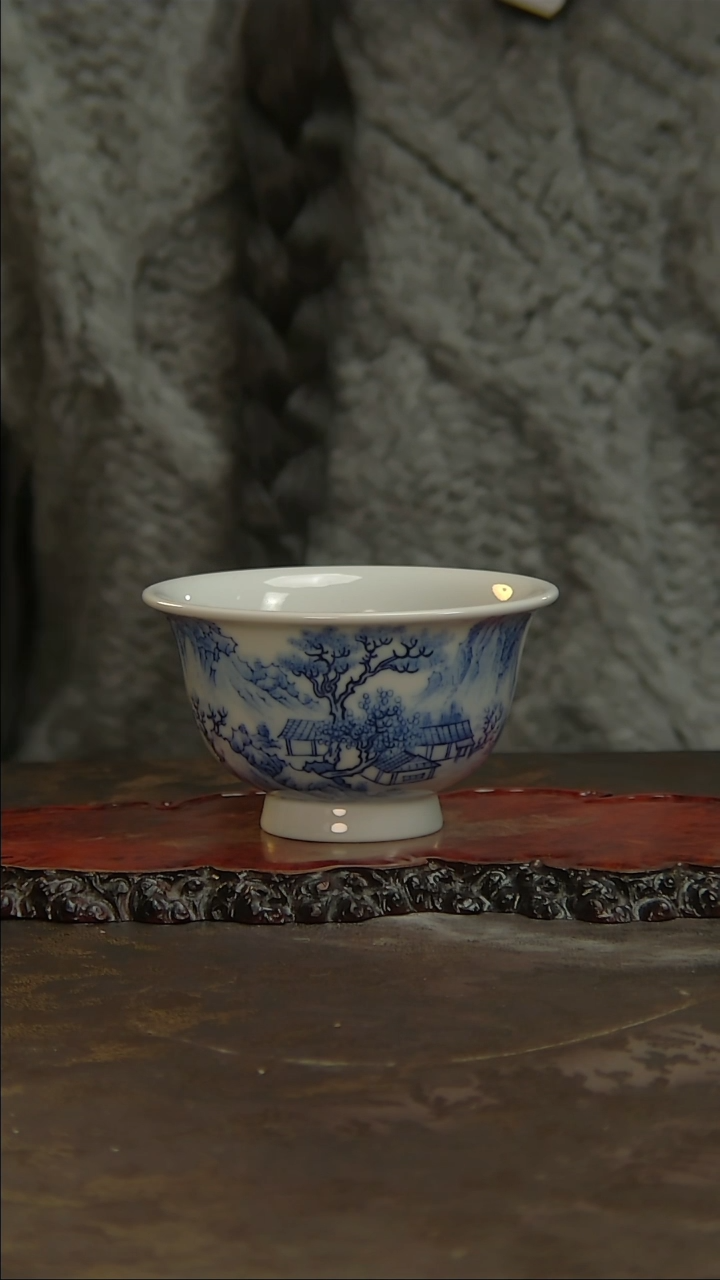 【闪购商品】青花手绘山水主人杯