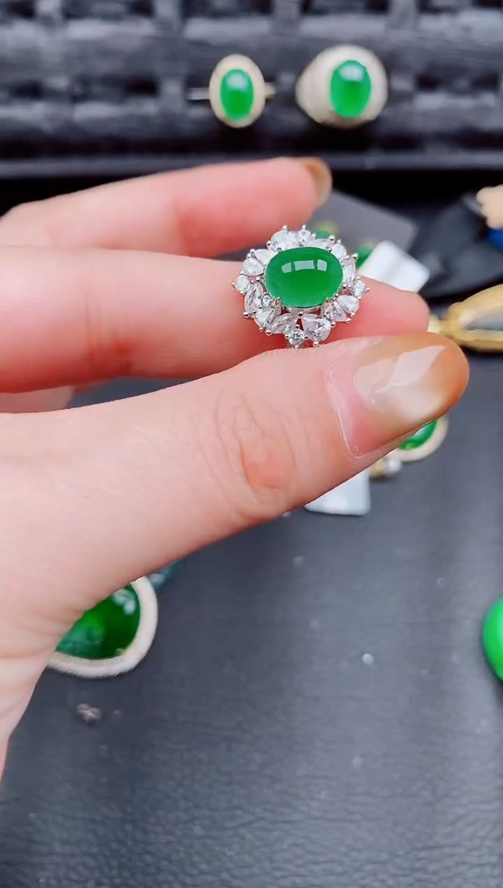 【闪购商品】翡翠戒指银S925镶嵌天然a货翡翠720