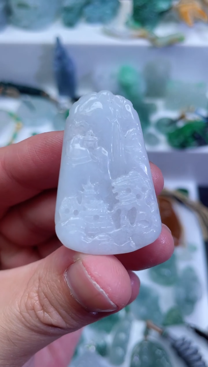 【闪购商品】翡翠颈饰未镶嵌山水牌