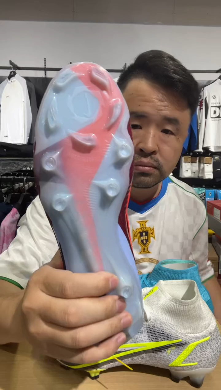 差****录红蓝色高帮FG 43码