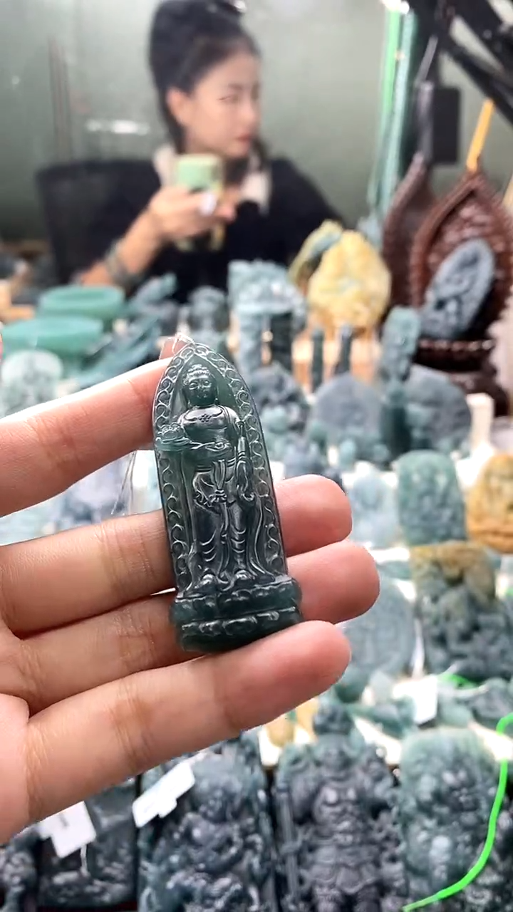 未镶嵌定制翡翠A*翡翠毛货不退不换12.11