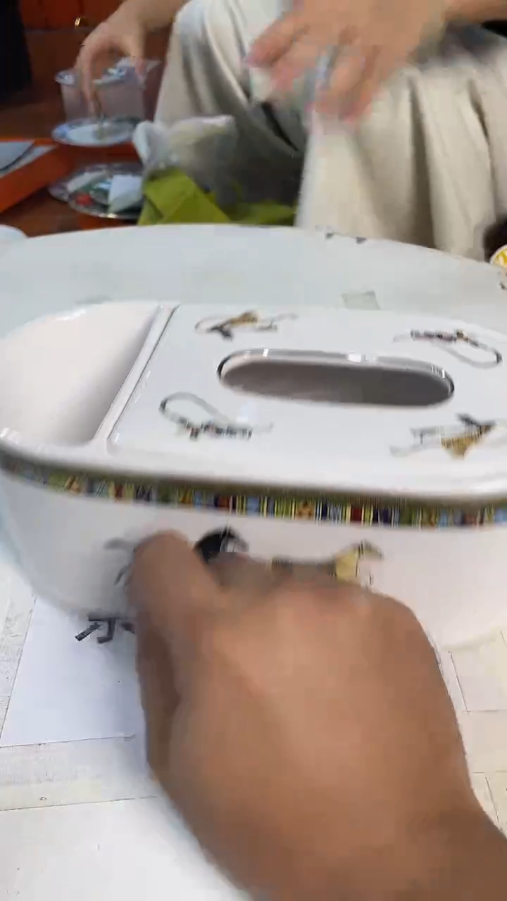 杯鸿辉家品牌瓷器，京东包邮！