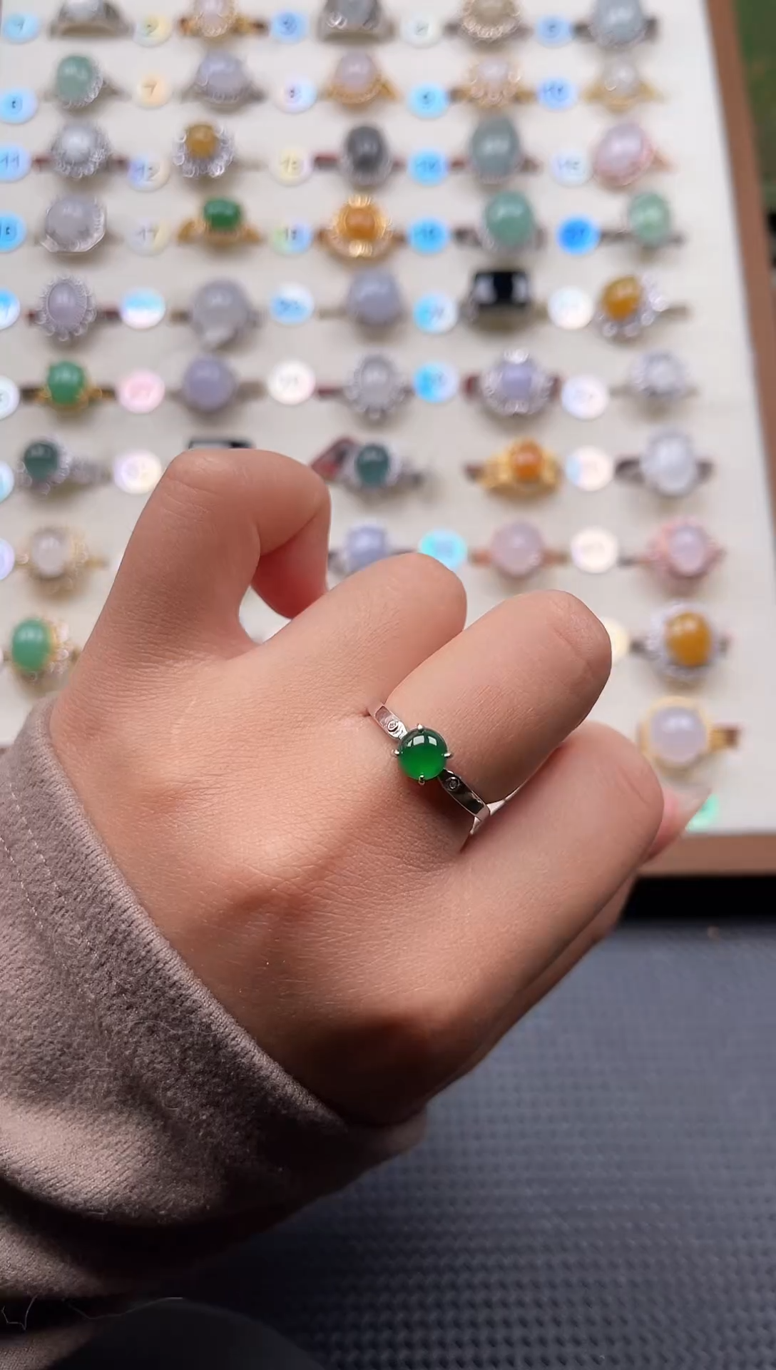 【闪购商品】翡翠戒指银S925镶嵌天然A货翡翠戒指