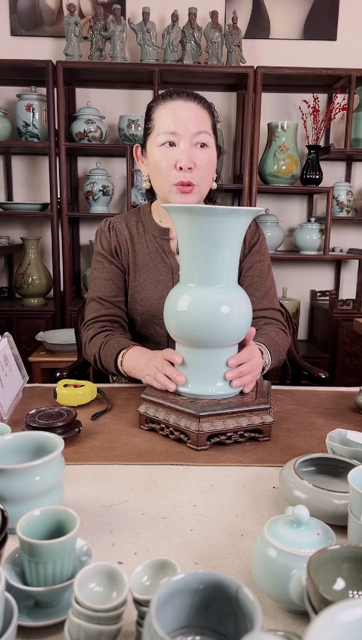 纯手工 粉青 花觚L