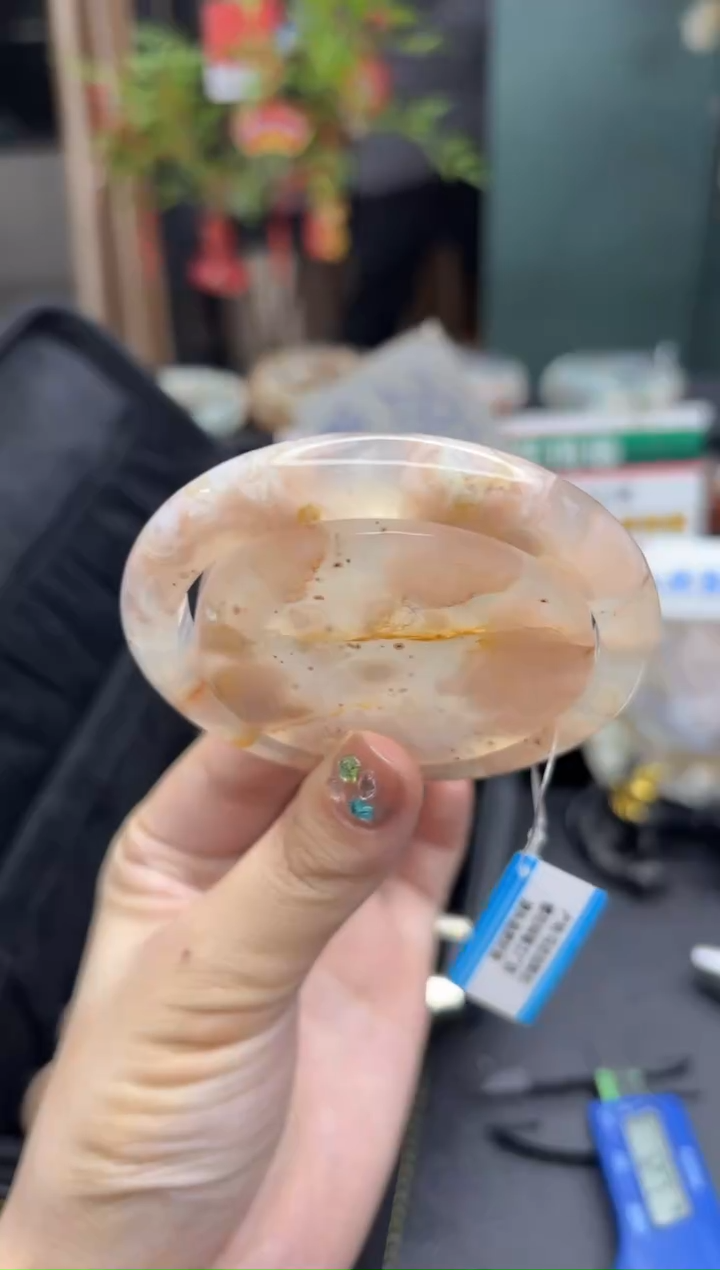 【闪购商品】石英质玉手镯未镶嵌522（56圈赠送镯心）