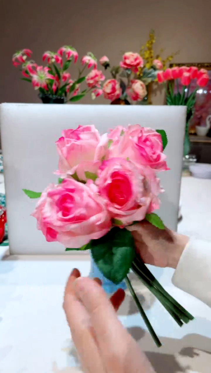 【闪购商品】琉璃手工艺品粉色玫瑰花7只   微脏